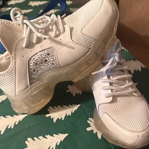 Steve Madden White Mesh Athletic Sneakers